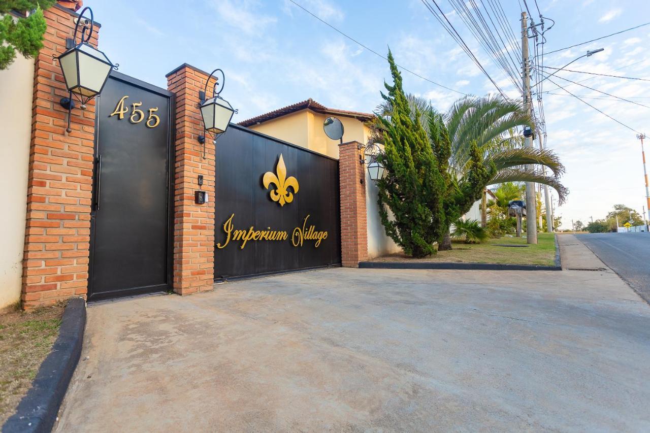 Hotel Imperium Village Sarapui Exterior photo